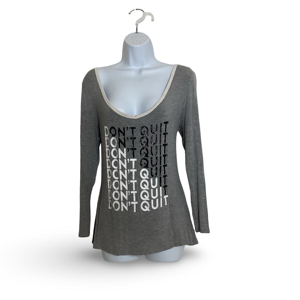 EVCR DON’T QUIT Loose Fit Gym Top